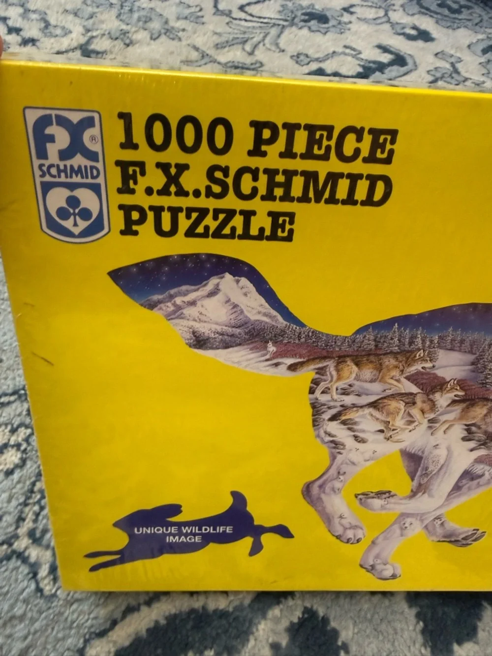 1997 FX Schmid Wolf Shape Jigsaw Puzzle Pack Leader 1000 Piece 43